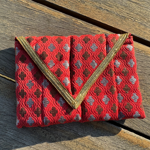 Traditional wallet - red