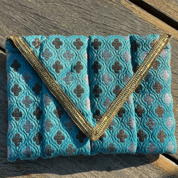 Traditional wallet - blue