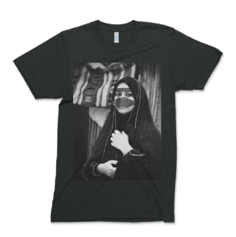 T-shirt -Emirati woman